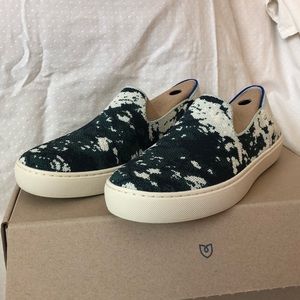 NEW ROTHY’S sea green sneaker size 9